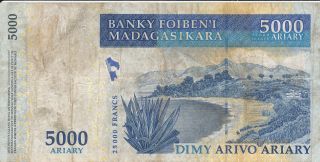 A Banky Foiben ' I Madagasikara 5000 Ariary 2003 Banknote photo