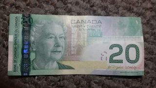 Canada $20 - 2004 (2004) Jenkins/dodge Vf Ezt3808633 (small Tear At One Edge) photo
