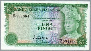 5 Ringgit,  Malaysia Uncirculated Banknote,  1976,  Pick 8 - A photo