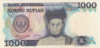 1000 Rupiah From Indonesia.  1987.  Extra Fine Crispy Note photo