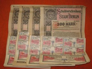 1914 German Schuldverschreibung Stadt Berlin 2oo Mark Bond,  Coupons 4 Consecutive photo