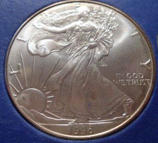1996 Uncirculated American Silver Eagle -.  999 Pure One Ounce.  Key Date. photo