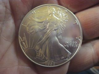Uncirculated 1992 American Silver Eagle 1 Ounce.  999 Fine Silver Coin photo