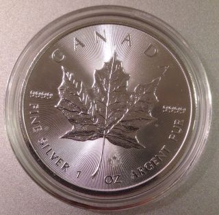2014 $5 Canadian 1 Oz Silver Maple Leaf.  9999 Fine Silver - Security Design photo