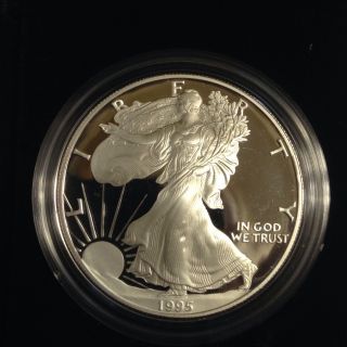 1995 - P U.  S.  American Silver Eagle 