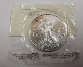Littleton Coin Co.  Uncirculated 2000 American Eagle 99.  93 Silver $1 Coin photo