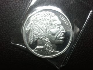 Indianhead / Buffalo 1oz Silver Coin.  999 Fine.  Coin photo