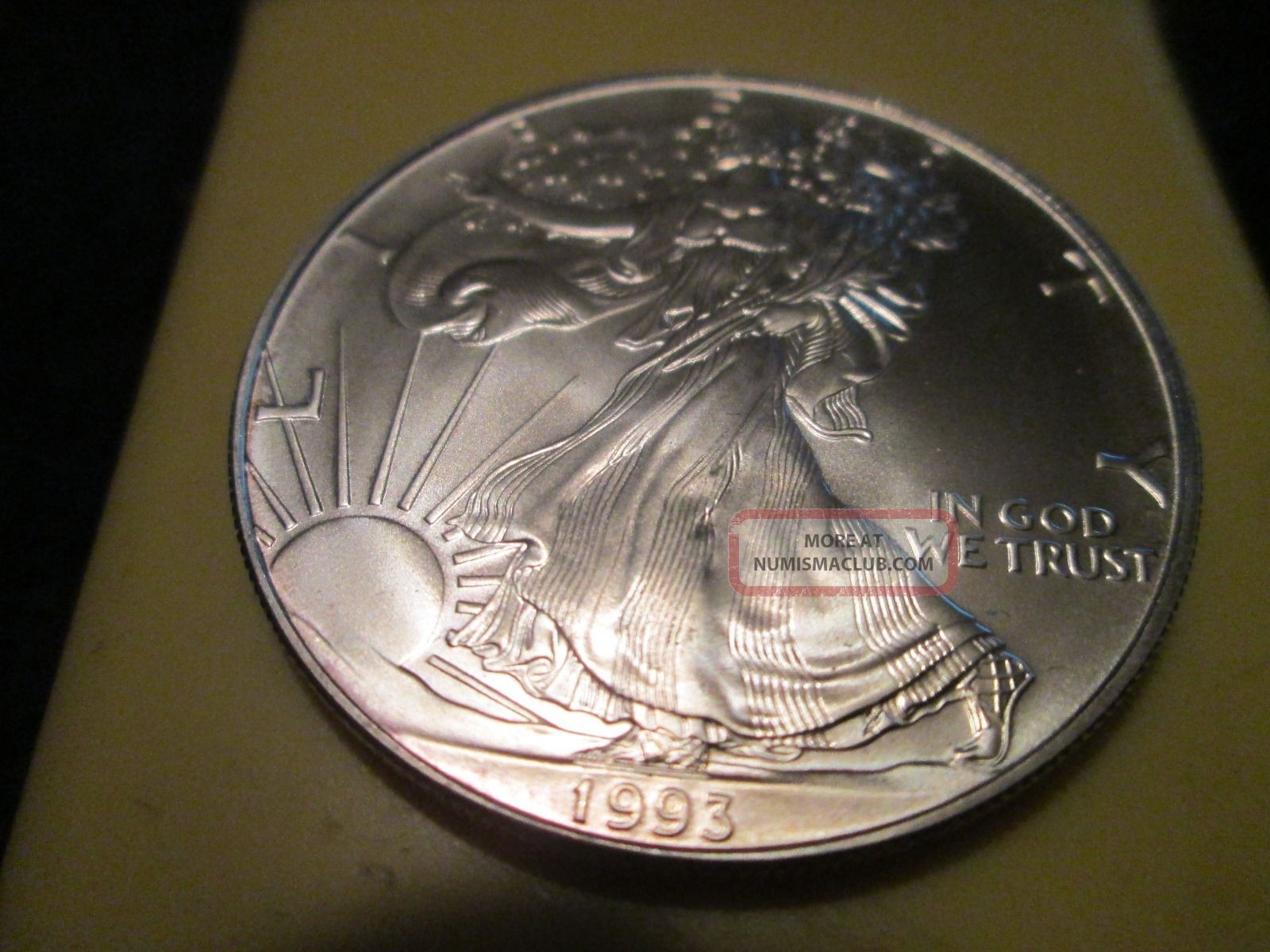 1993-1-american-eagle-silver-dollar-one-once-fine-silver