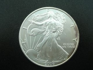 2004 Unc.  American Eagle Silver Dollar $1 Coin Silver Bullion photo