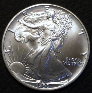 (1) 1990 Uncirculated American Eagle Silver Dollar - No Toning photo
