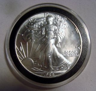 1988 Walking Liberty American Eagle Silver Dollar Uncirulated 1 Oz.  999 Pure photo