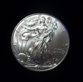 2011 American Silver Eagle 1 Oz.  999 Unc photo