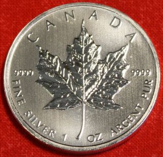 Canadian Maple Leaf 2011 Design 1 Oz.  999 Silver Round Bullion Collector Coin photo