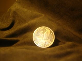 1982 1 Oz Sunshine Mining One Troy Ounce.  999 Fine Silver Coin photo