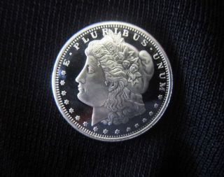1 Oz.  Silver Bullion Morgan Eagle Round One Troy Ounce.  999 Pure Fine Coin photo