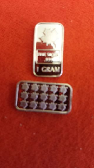 Great 1 Gram.  999 Fine Silver - Maple Leaf - Bullion Bar :: photo