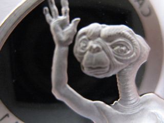 1 - Oz.  Silver 1982 E.  T.  Rare Detailed Le Proof Coin Univeral Studios,  Gold photo