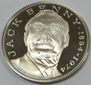1975 Jack Benny.  925 Sterling Silver Medal By Franklin 38mm photo
