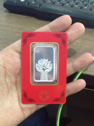 India 20 Grams Pamp Silver Bullion Ingot Bar Lotus In Hand In Assay Card photo