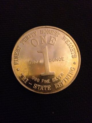 Bicentennial One Troy Ounce.  999 Fine Silver Bullion Round - - photo