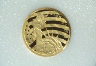 Cook Islands 2011 Statue Of Liberty.  24 Kt Gold Coin 1/10 Oz photo