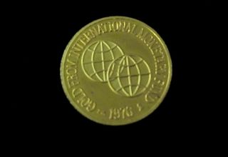 1976 International Monetary Fund 24k Gold Coin - P.  N.  A.  S photo