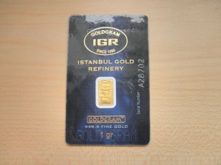 1 Gram Gold Igr Goldgram.  9999 Pure 24k Bar Ingot On Card With Serial photo