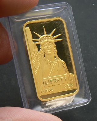 20 Gram Credit Suisse Liberty 24k Gold Bar.  9999 009183 photo