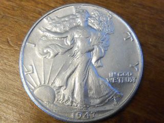 1947 P Walking Liberty Half 50 Cents Au Almost Uncirculated R 1 photo
