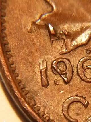 Error Coin 1960 Damage On Leaf And Date Elizabeth Ii Canada Penny S52 photo