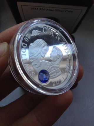 2011 Royal Wedding Silver Coin Prince William Of Wales Swarovski Crystal Oz Rcm photo