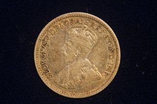1913 Canada.  5 Cents.  Good Grade. photo