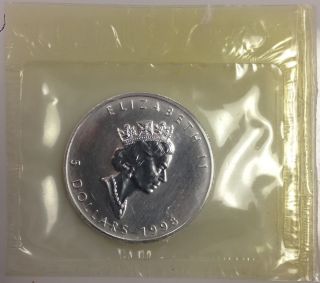 1998 Silver Maple Leaf Canada 1 Oz.  9999 Fine In Canadian Plastic photo
