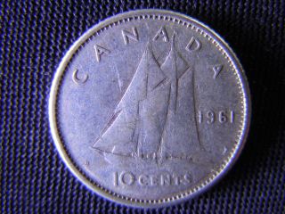 1961 - Canada 10 Cent Coin (silver) - Canadian Dime - World - 36d photo
