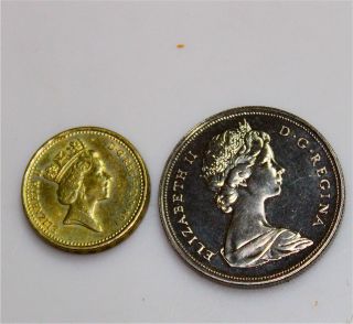 Uncirculated 1972 Canada Dollar,  1 Pound British Coin Nemo Me Impune Lacessit photo
