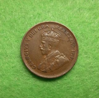 1933 Circulated Canadian Small Cent Ungraded photo