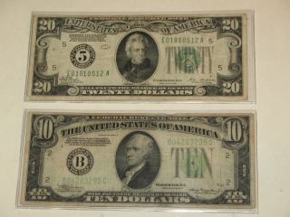 1928 Richmond $20 F.  R.  Note And 1934 York $10 F.  R.  Note Look photo