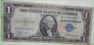 1935 - A Us Silver Certificate 1.  00 Bank Note Uninsured 35 photo