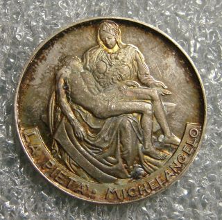 Italy - Pietà By Michelangelo -.  999 Silver Art Medal - 13 Grams photo