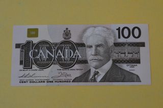$100 Bank Note Canada 1988 Prefix Bjc7593482 One Hundred Dollar Bill photo