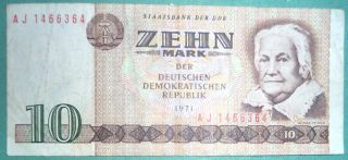 East Germany Ddr Gdr 10 Mark Note From 1985,  P 28 B,  Clara Zetkin photo