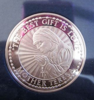 Rare 1910 - 1997 Solid.  925 Silver Mother Teresa Eyewitness Medal photo