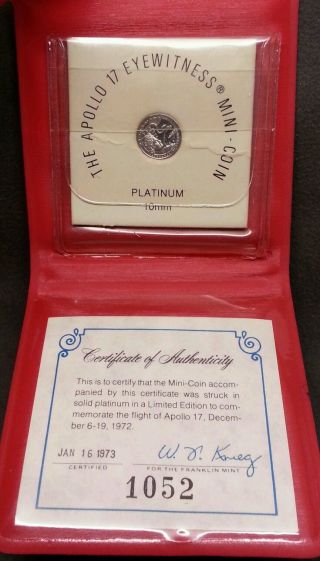 Franklin Limited Edition Apollo 17 Eyewitness Platinum Mini Coin With photo