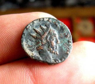 210 - Indalo - Tetricus I,  270 - 273 Bc.  Æ Antoninianus photo