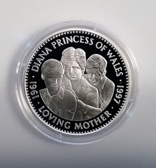 1997 Republic Of Liberia 20 Dollars Silver Proof Loving Mother Coin photo