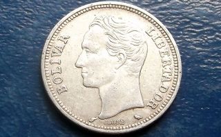 . 835 Silver 1960 Venezuela Gram 10,  2 Bolivares 27mm Grade Y A37 Coin 288 photo