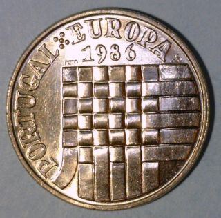 Portugal 25 Escudos 1986 Brilliant Uncirculated Coin photo