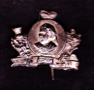 1901 Qv Queen Victoria Memoriam/tribute Pin photo