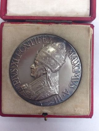 1924 Pope Pius Maximus Silver Medallion photo