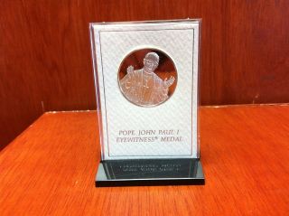 1978 Pope John Paul I Sterling Silver Eyewitness Medal W/ Stand photo